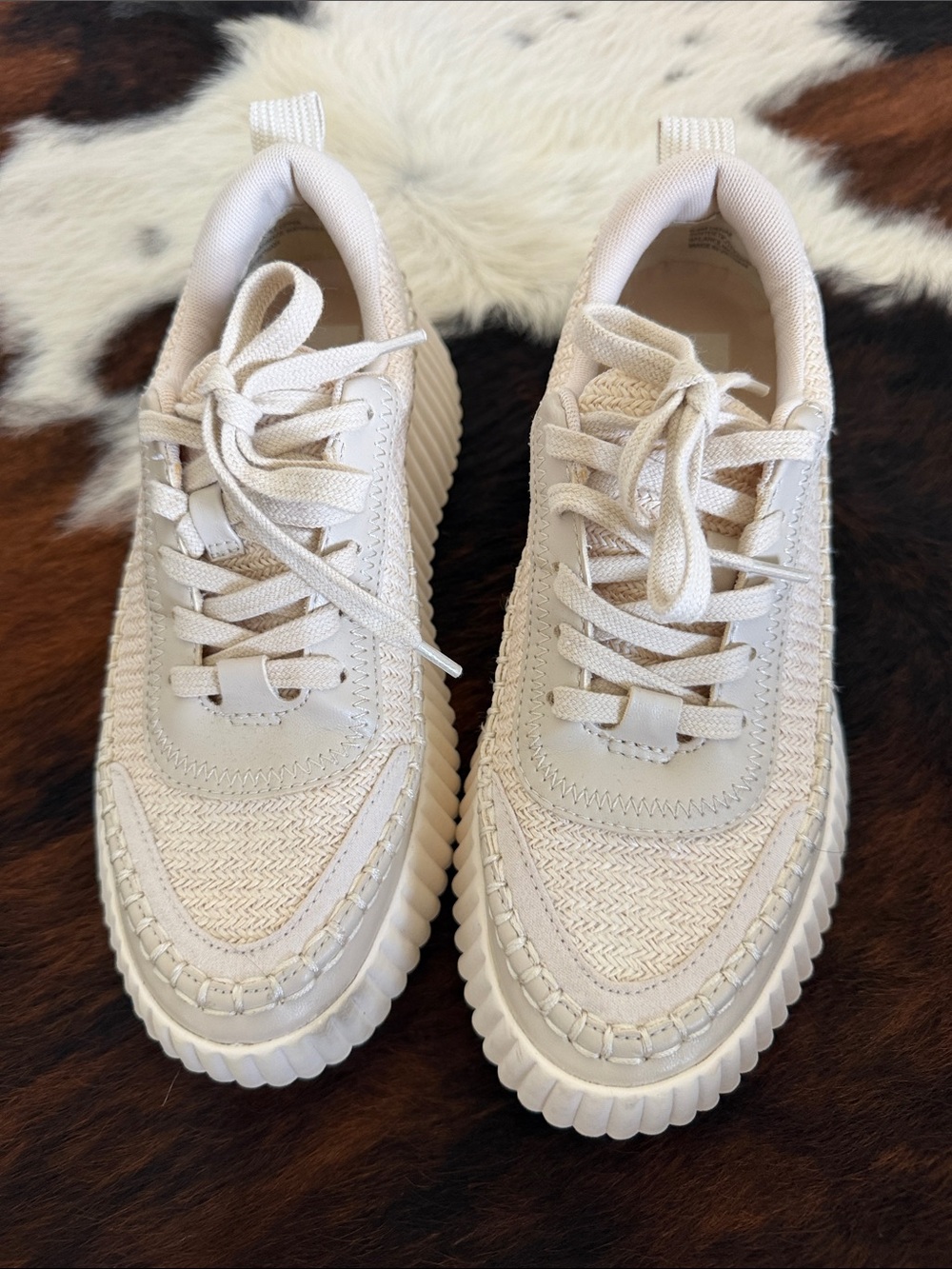 Dolce Vita Cream sneakers. BRAND NEW without tags. Women’s size 7